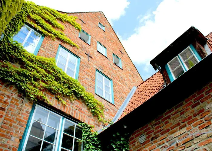 Altstadt-Hostel Cvjm Luebeck